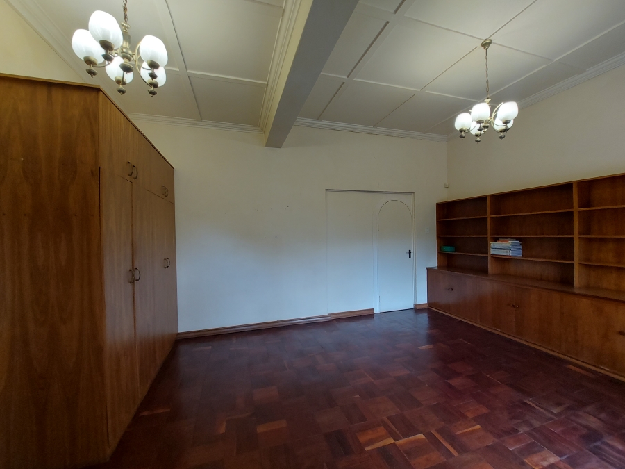 8 Bedroom Property for Sale in Muckleneuk Gauteng