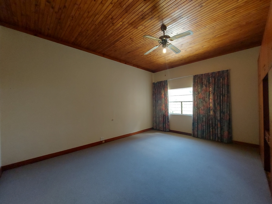 8 Bedroom Property for Sale in Muckleneuk Gauteng