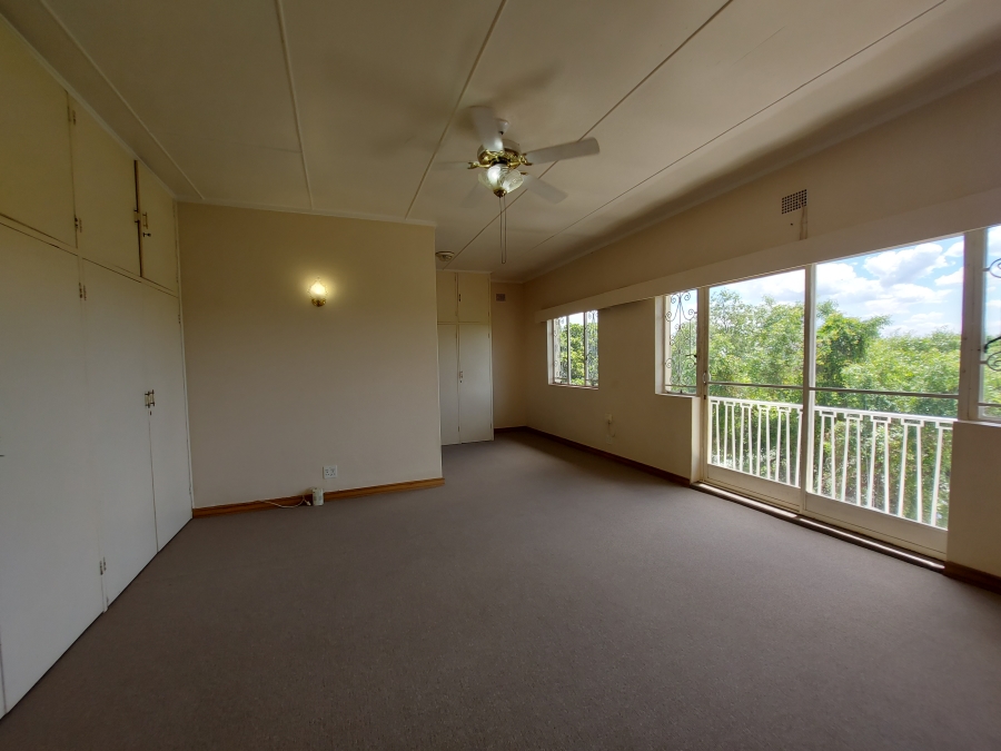 8 Bedroom Property for Sale in Muckleneuk Gauteng
