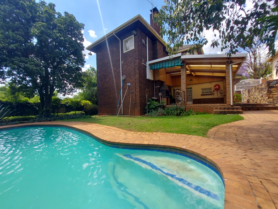 8 Bedroom Property for Sale in Muckleneuk Gauteng