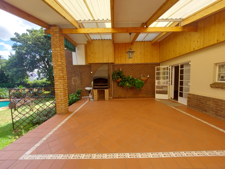 8 Bedroom Property for Sale in Muckleneuk Gauteng