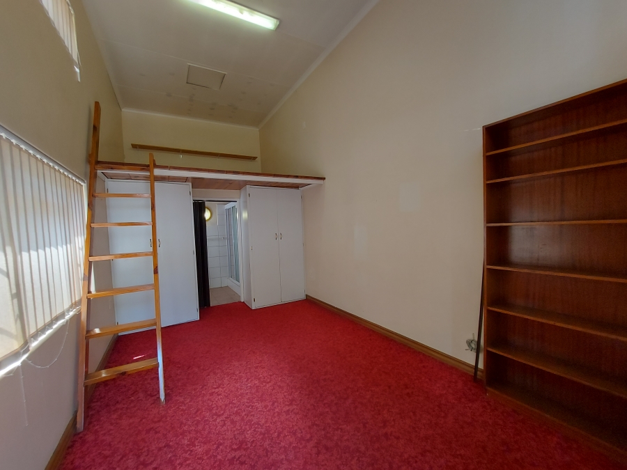 8 Bedroom Property for Sale in Muckleneuk Gauteng