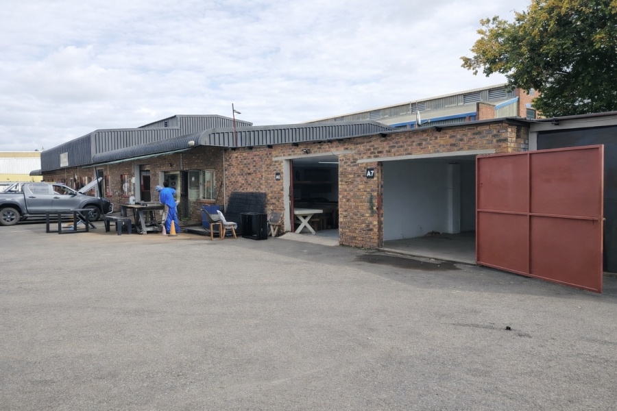 To Let Commercial Property for Rent in Hennopspark Gauteng