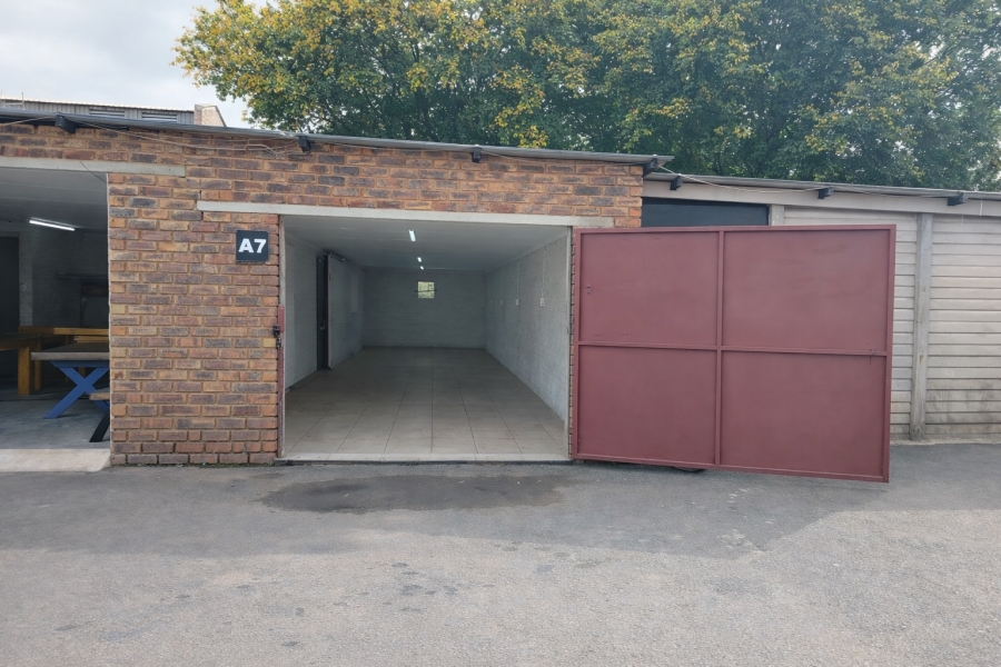 To Let Commercial Property for Rent in Hennopspark Gauteng