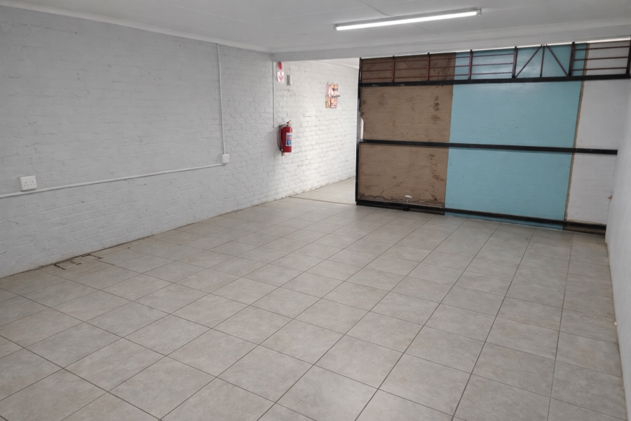 To Let Commercial Property for Rent in Hennopspark Gauteng