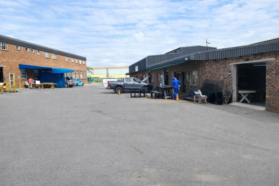 To Let Commercial Property for Rent in Hennopspark Gauteng