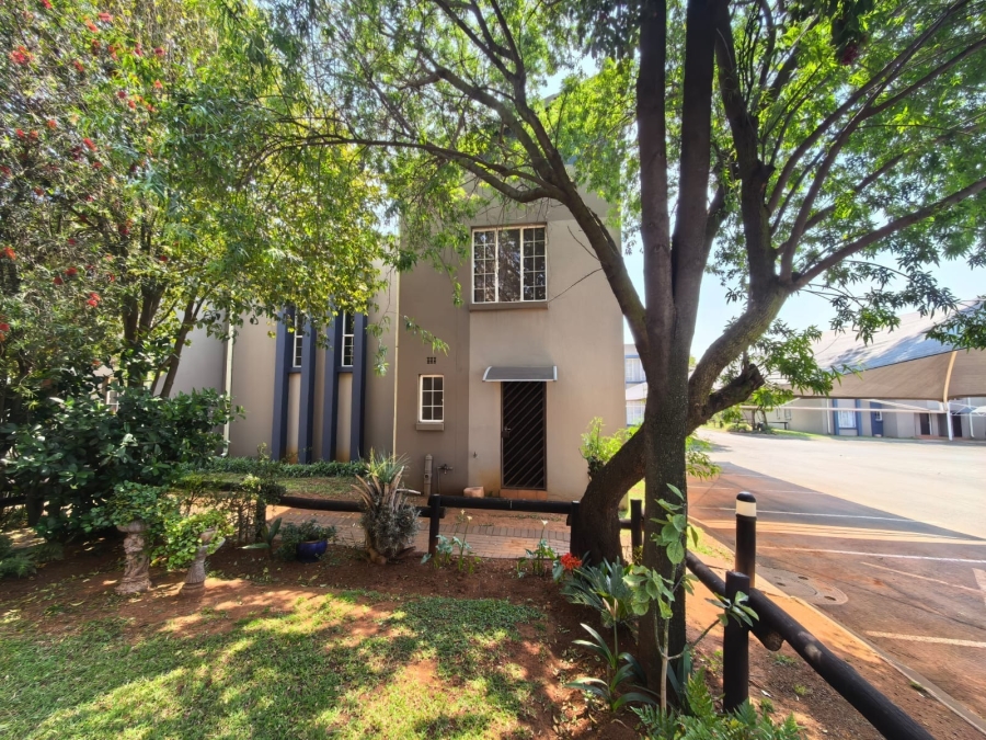 To Let 3 Bedroom Property for Rent in Brentwood Gauteng