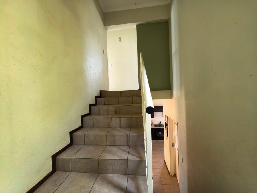 To Let 3 Bedroom Property for Rent in Brentwood Gauteng