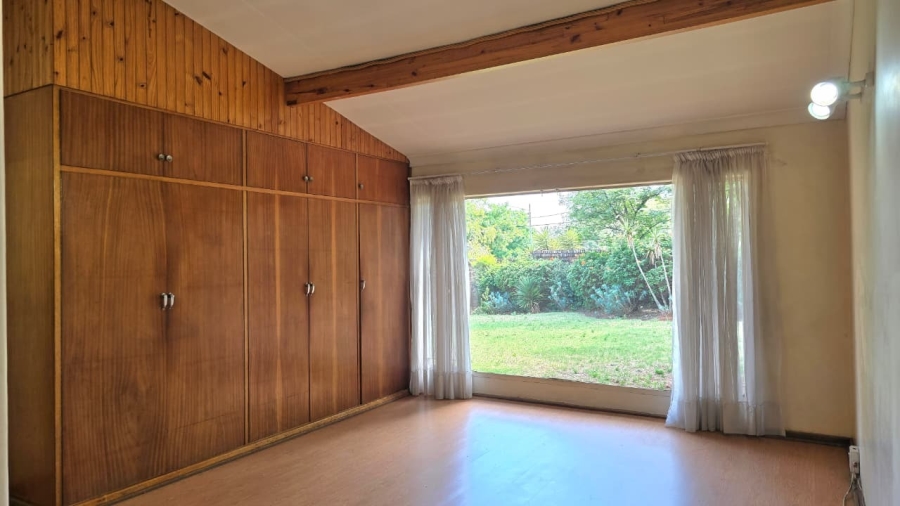 To Let 4 Bedroom Property for Rent in Eldoraigne Gauteng