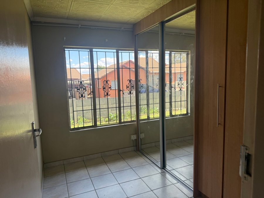 3 Bedroom Property for Sale in Ormonde Gauteng