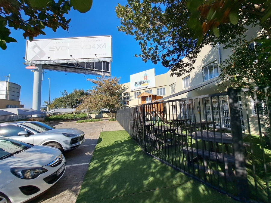 To Let Commercial Property for Rent in Rooihuiskraal Gauteng