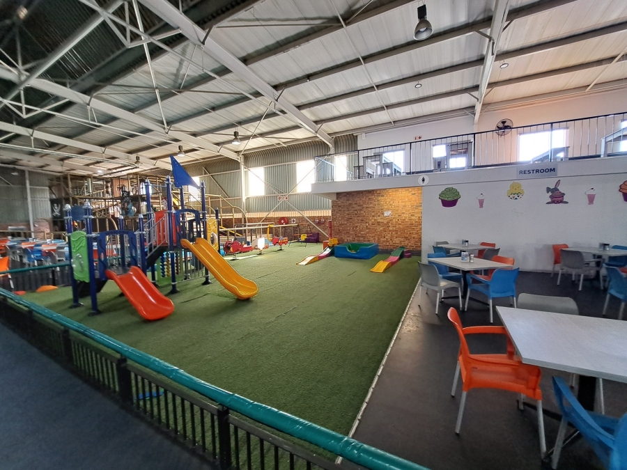 To Let Commercial Property for Rent in Rooihuiskraal Gauteng