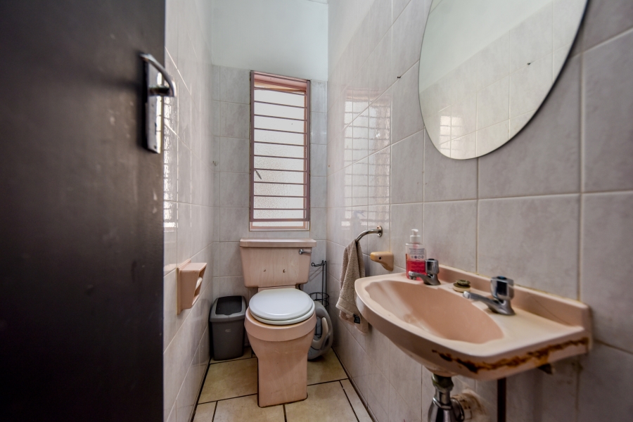 3 Bedroom Property for Sale in Garsfontein Gauteng