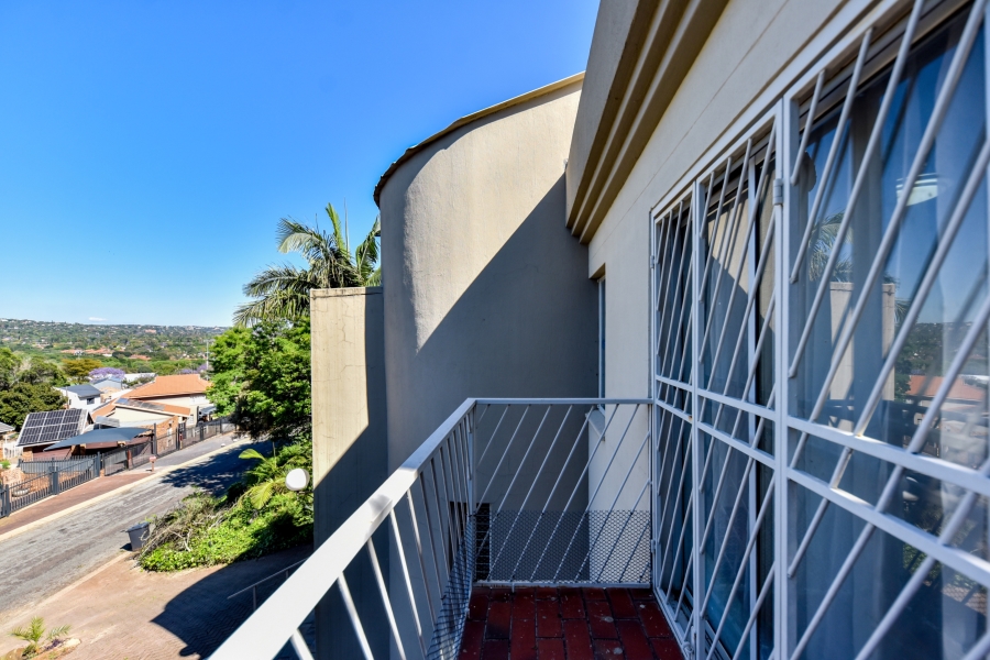3 Bedroom Property for Sale in Garsfontein Gauteng