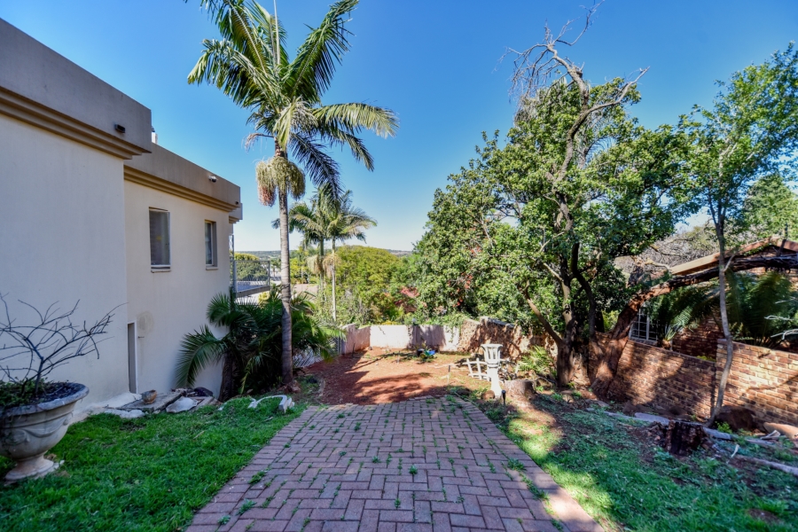 3 Bedroom Property for Sale in Garsfontein Gauteng