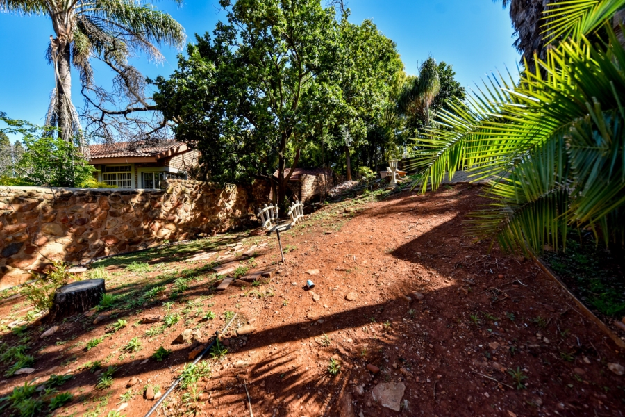 3 Bedroom Property for Sale in Garsfontein Gauteng