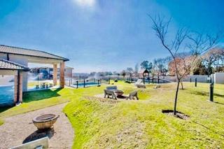 2 Bedroom Property for Sale in Noordwyk Gauteng