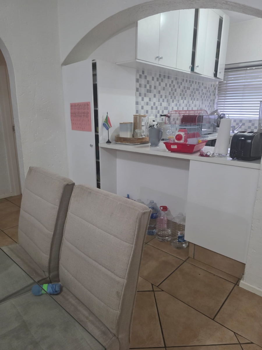 To Let 2 Bedroom Property for Rent in Lonehill Gauteng