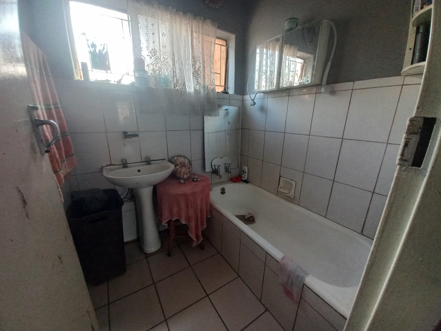 4 Bedroom Property for Sale in Danville Gauteng