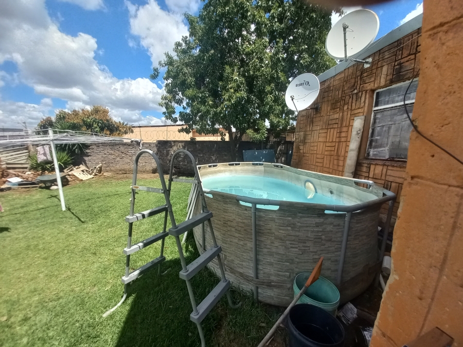 4 Bedroom Property for Sale in Danville Gauteng