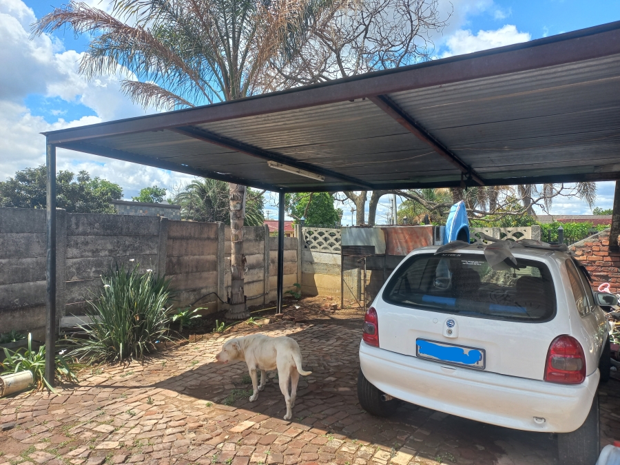 4 Bedroom Property for Sale in Danville Gauteng