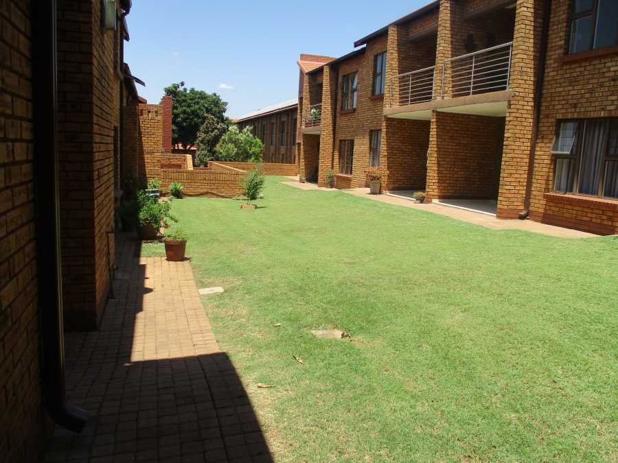 To Let 0 Bedroom Property for Rent in Willow Park Manor Gauteng