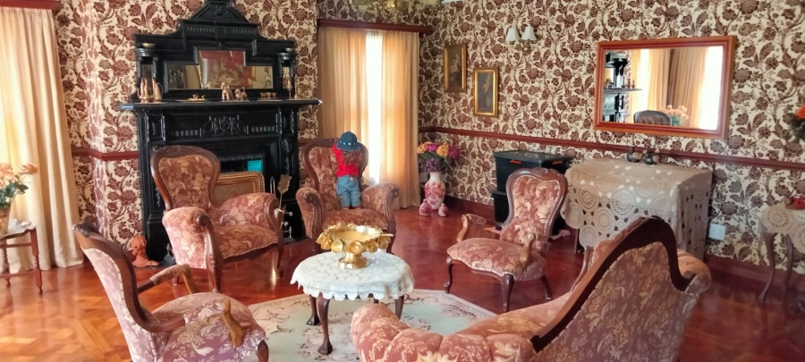 9 Bedroom Property for Sale in Hekpoort Gauteng