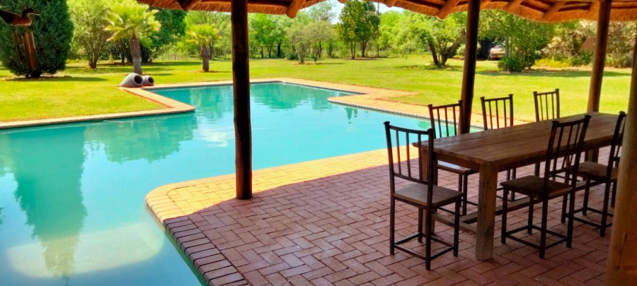 9 Bedroom Property for Sale in Hekpoort Gauteng