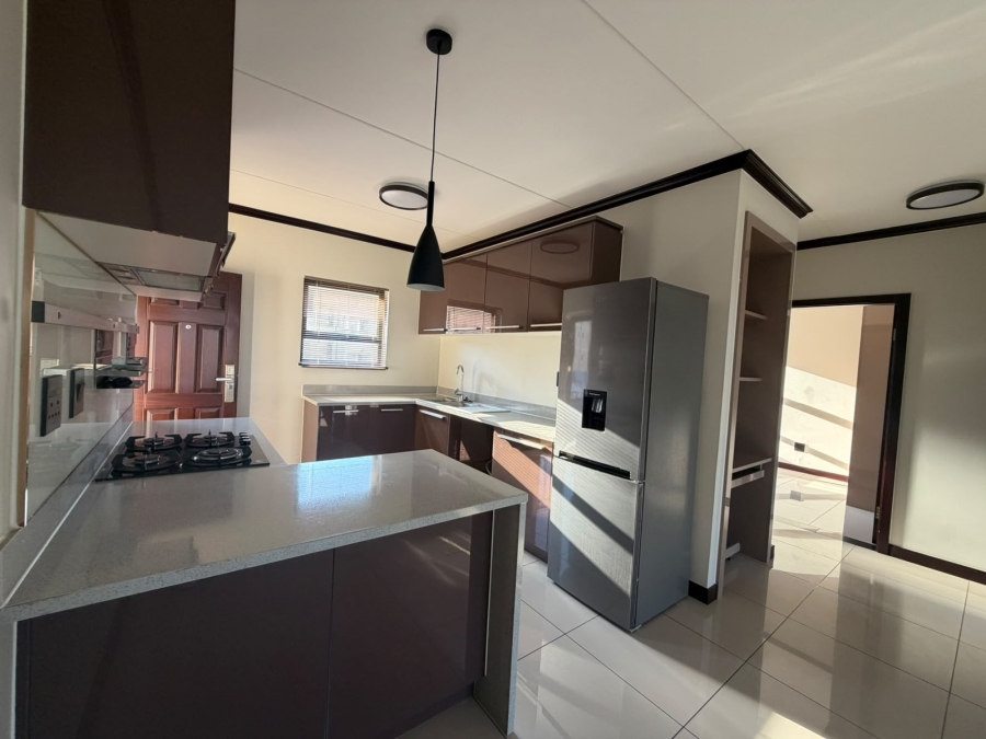 To Let 2 Bedroom Property for Rent in Blue Hills Gauteng