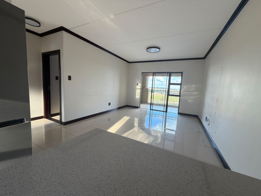 To Let 2 Bedroom Property for Rent in Blue Hills Gauteng