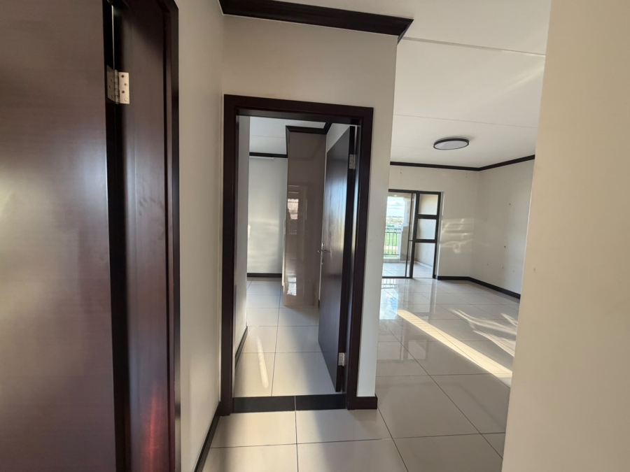 To Let 2 Bedroom Property for Rent in Blue Hills Gauteng
