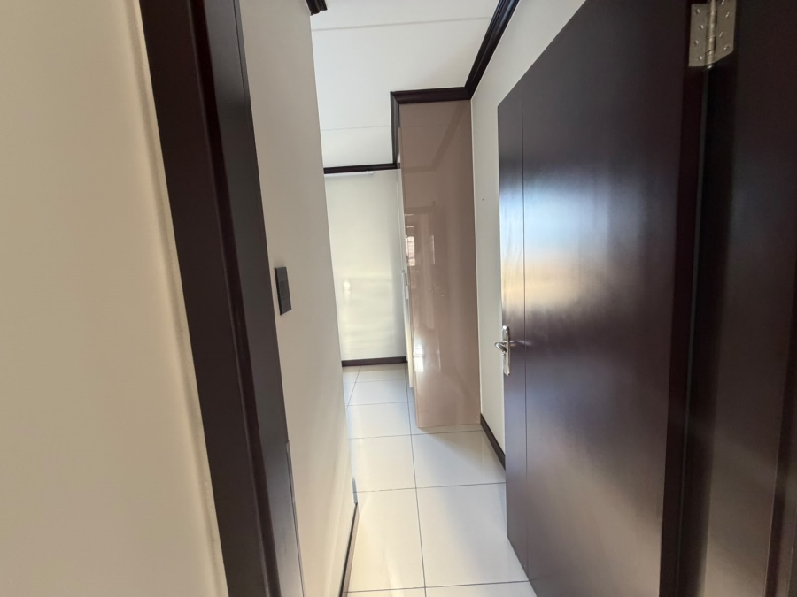 To Let 2 Bedroom Property for Rent in Blue Hills Gauteng