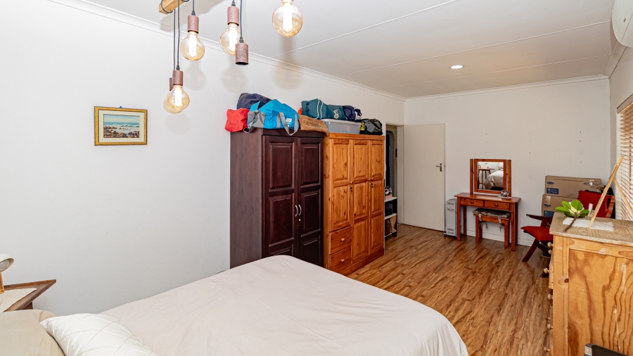 4 Bedroom Property for Sale in Garsfontein Gauteng