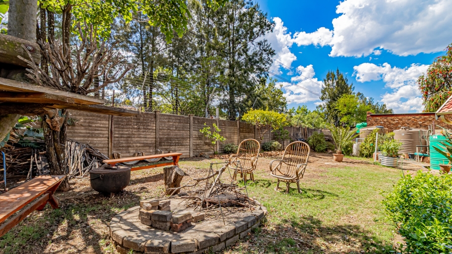 4 Bedroom Property for Sale in Garsfontein Gauteng