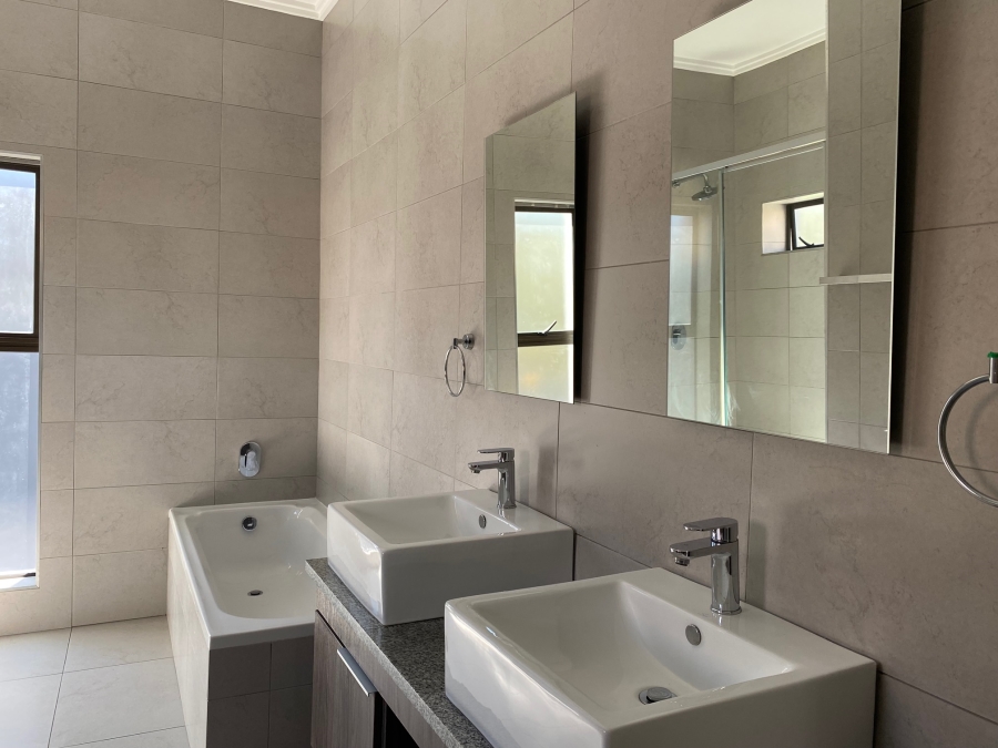 4 Bedroom Property for Sale in Bryanston Gauteng
