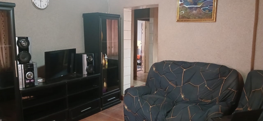 3 Bedroom Property for Sale in Soshanguve WW Gauteng
