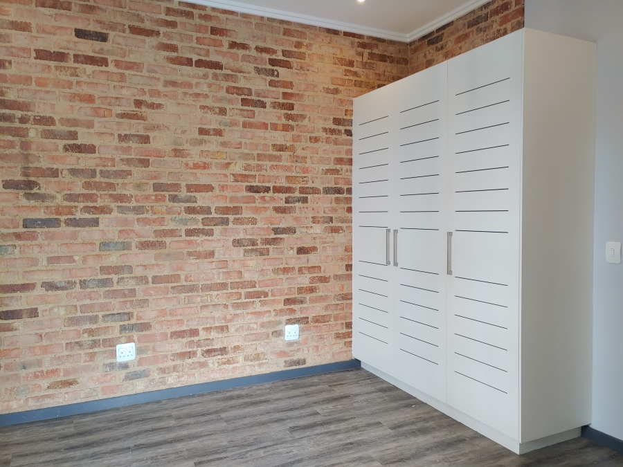 1 Bedroom Property for Sale in Braamfontein Werf Gauteng