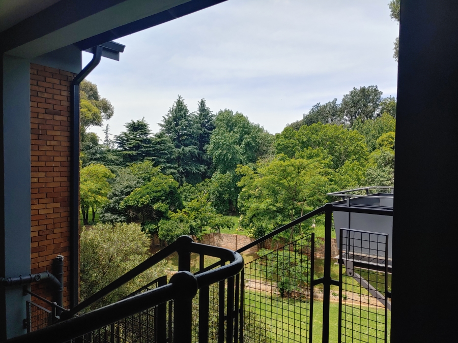 1 Bedroom Property for Sale in Braamfontein Werf Gauteng