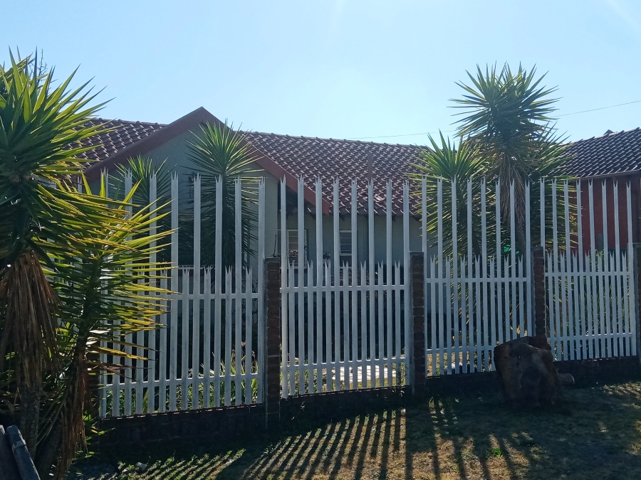 To Let 3 Bedroom Property for Rent in Mindalore Gauteng