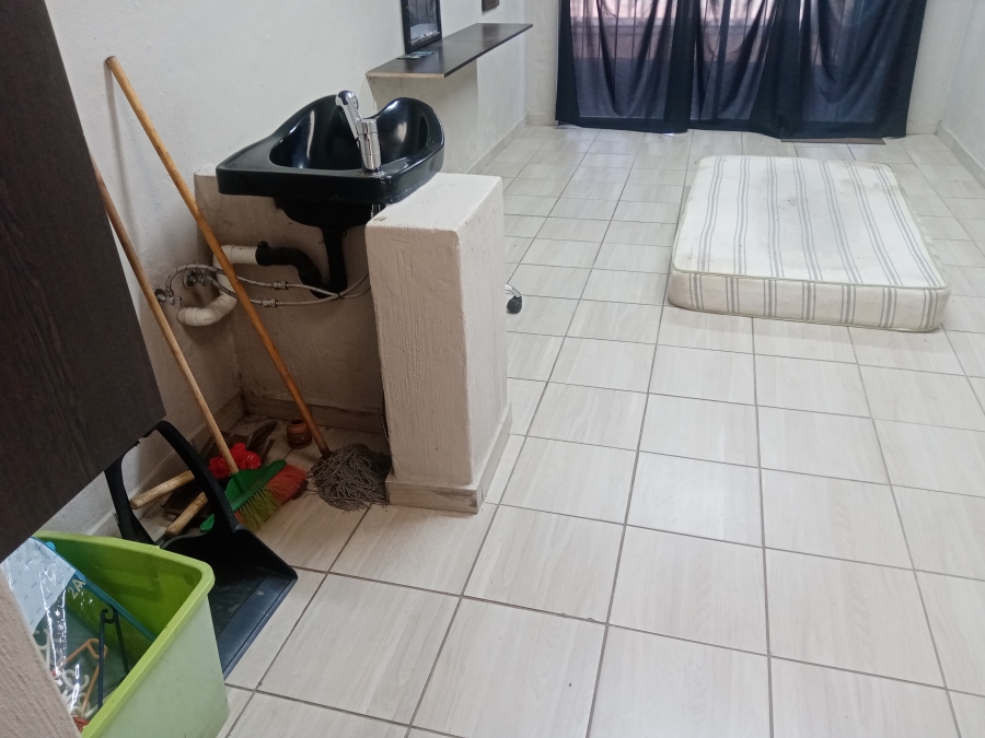 To Let 3 Bedroom Property for Rent in Mindalore Gauteng
