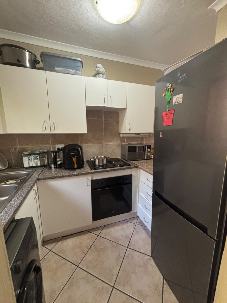 To Let 2 Bedroom Property for Rent in Wilgeheuwel Gauteng