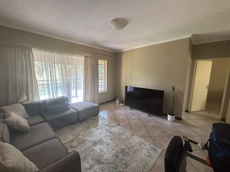 To Let 2 Bedroom Property for Rent in Wilgeheuwel Gauteng
