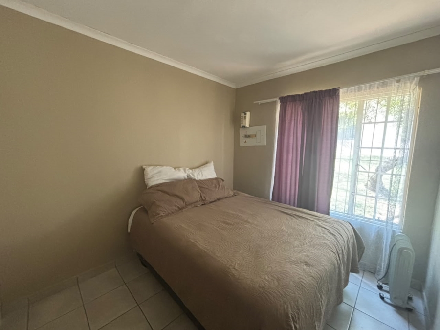 To Let 2 Bedroom Property for Rent in Wilgeheuwel Gauteng