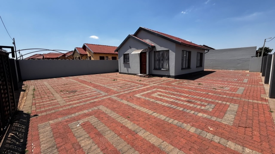 2 Bedroom Property for Sale in Vosloorus Ext 6 Gauteng