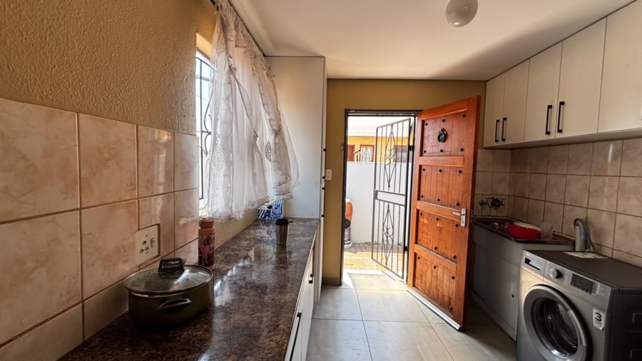 2 Bedroom Property for Sale in Vosloorus Ext 6 Gauteng