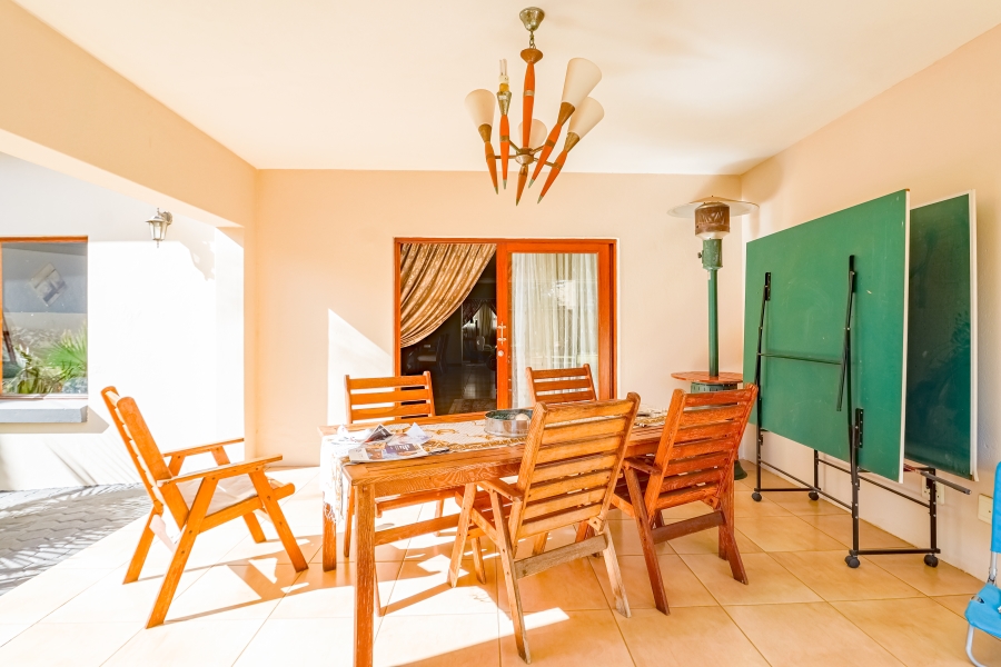 4 Bedroom Property for Sale in Willow Acres Gauteng