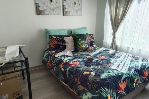 4 Bedroom Property for Sale in Helikonpark Gauteng