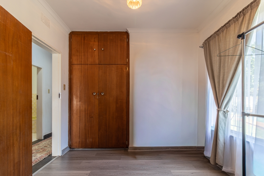 4 Bedroom Property for Sale in Helikonpark Gauteng