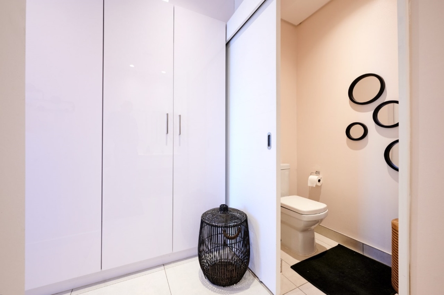 To Let 2 Bedroom Property for Rent in Morningside Gauteng