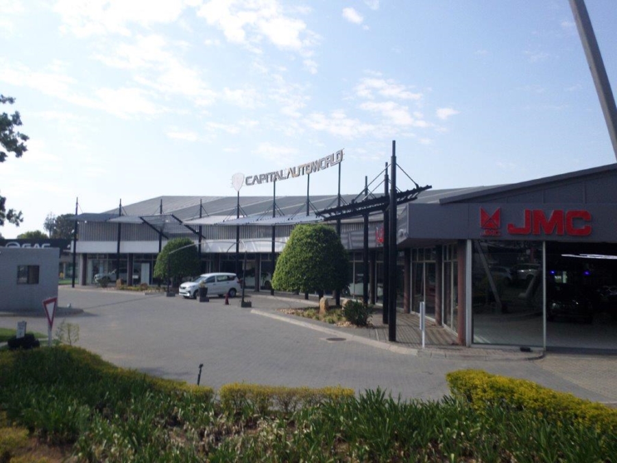 To Let Commercial Property for Rent in Randjespark Gauteng